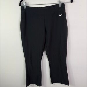 Nike Dri-FIT Women's Black Athletic‎ Cropped Pants Activewear Size S (4-6)